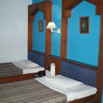 Samdariya Hotel Jabalpur Esterno foto