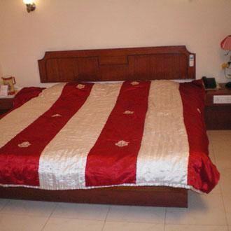 Samdariya Hotel Jabalpur Esterno foto